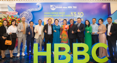 Bác sĩ Thu Dễ tham gia Lễ kỷ niệm Ngày Doanh Nhân Việt Nam năm 2022 chủ đề “Đồng hành cùng phát triển” - CLB DOANH NHÂN BẾN TRE TẠI TPHCM
